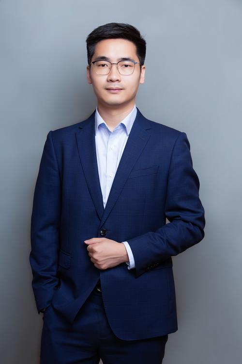 周良 创意策略总监